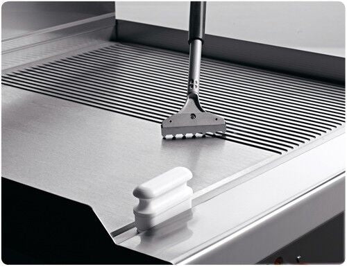 Electric Pleyt Grill - 7.1 kW - Smooth & corrugated