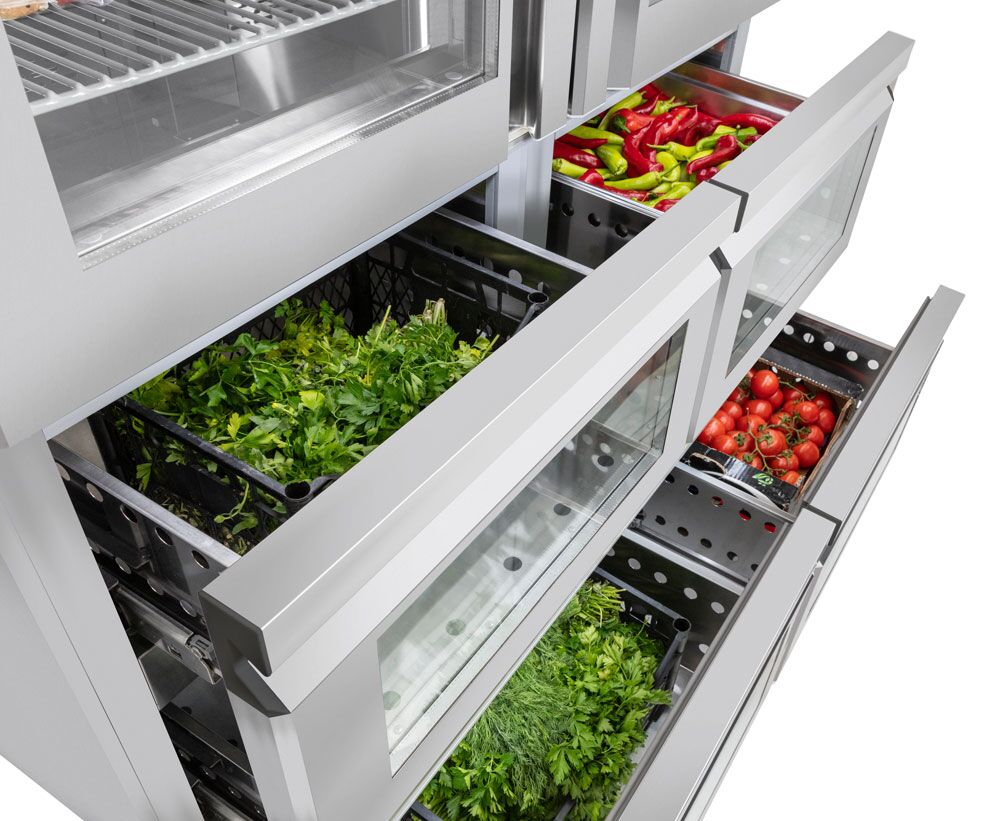 Refrigerator Premium - GN 2/1 - 1400 liters - 2 half glass doors & 4 glass drawers